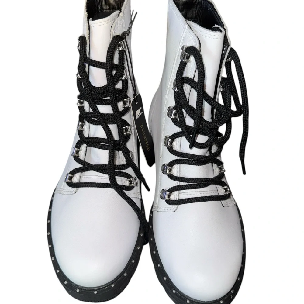 NWT Sorel ‘Lennox’ Lace White Leather Platform Ankle Combat Boots - Picture 9 of 14